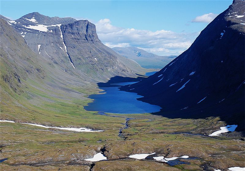 Fil:Övre-njåtjosvagge-från-väster.JPG