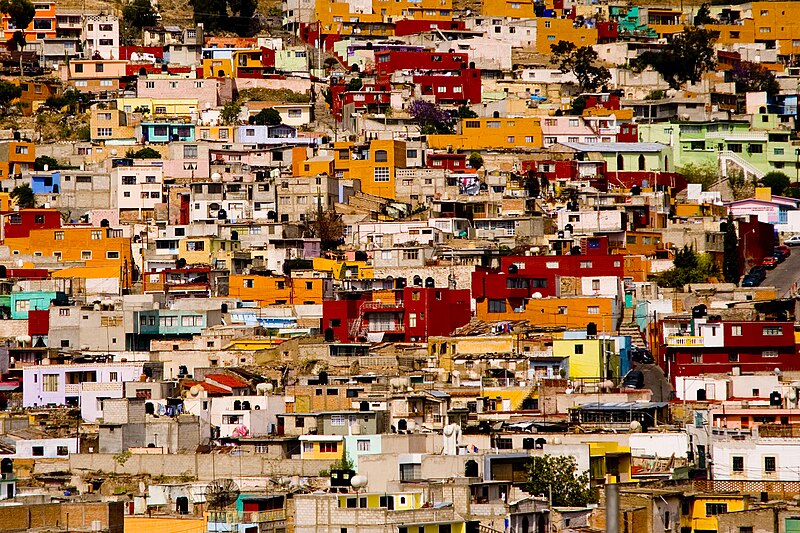 Fil:Houses in Pachuca.jpg