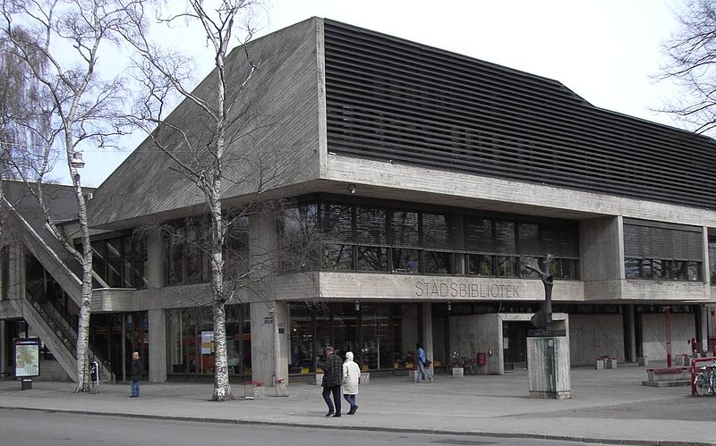 Fil:Stadsbiblioteket Norrköping april 2005.jpg