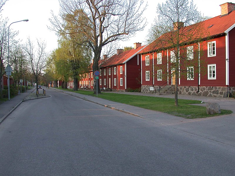 Fil:Worker's housing Motala Sweden.JPG