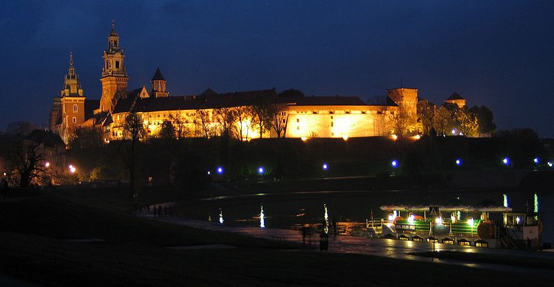 Fil:Wawel by night.jpg