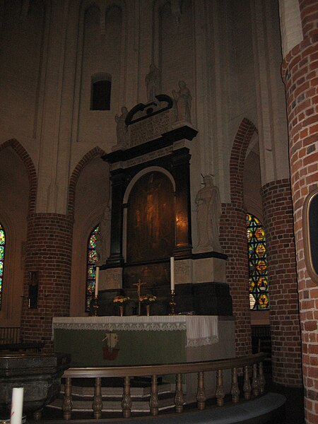 Fil:St-nikolai-altare-1.JPG