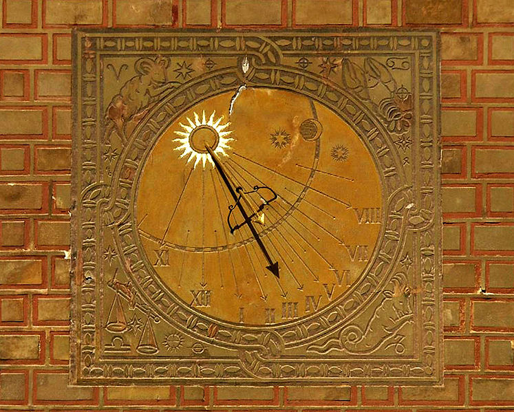 Fil:Sundial Warsaw.jpg