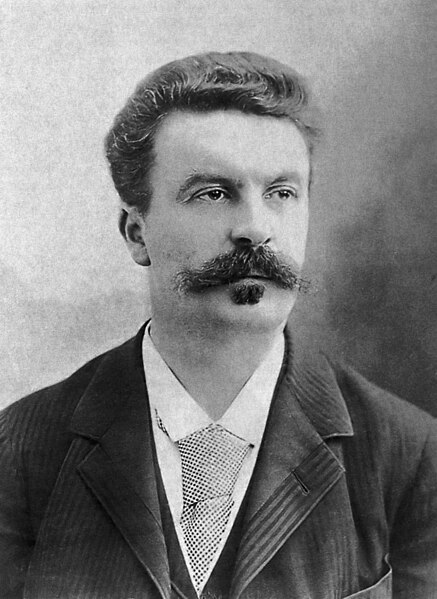 Fil:Guy de Maupassant fotograferad av Félix Nadar 1888.jpg