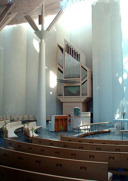 Fil:Sankt Matteus kyrka, Malmö interior.jpg