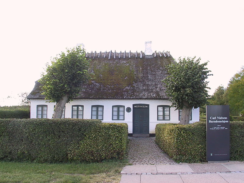 Fil:Denmark-Carl Nielsen's Childhood Home.JPG