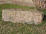 Karna kyrka runestone03.jpg