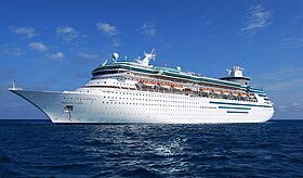 Majesty of the Seas ankrad utanför Coco Cay år 2009