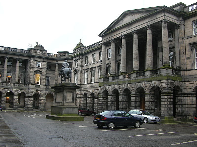 Fil:Parliament House, Edinburgh.JPG