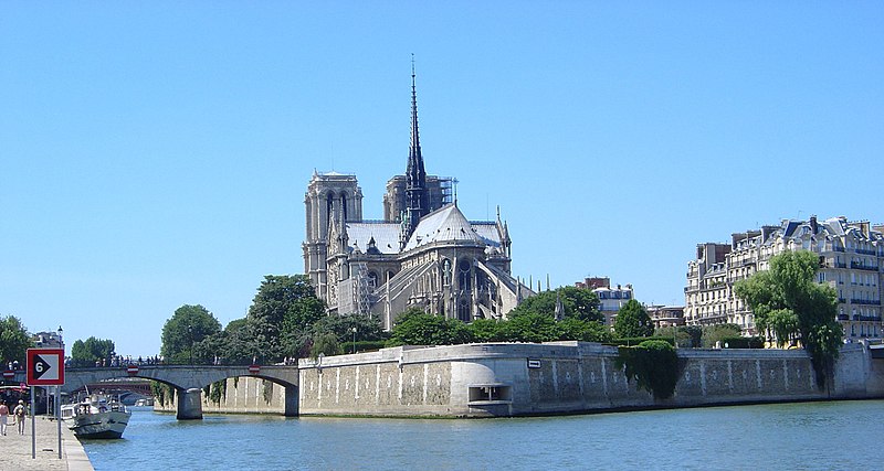 Fil:Paris Ile-de-la-Cite Notre-Dame von Osten.jpg