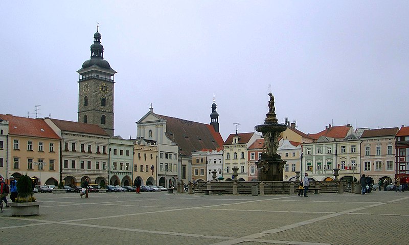 Fil:Marktplatz Budweis.jpg