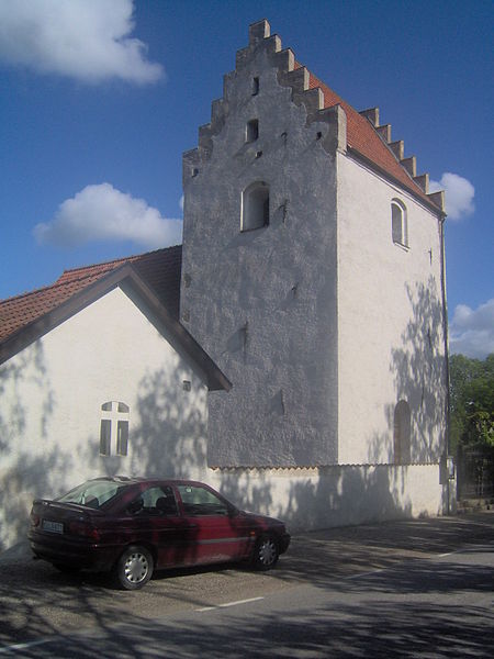 Fil:Mölleberga kyrka 2.jpg