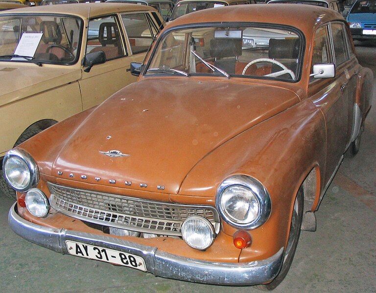 Fil:Wartburg 311.jpg