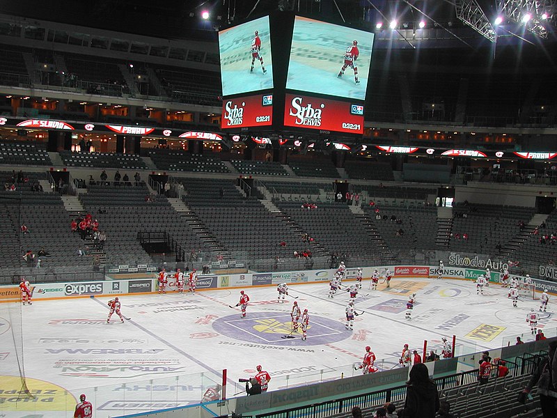 Fil:Sazka Arena -game.jpg