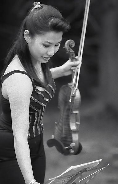 Fil:Sarah Chang before performing.jpg
