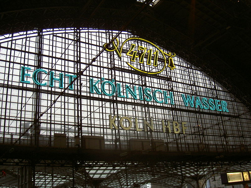 Fil:Advertisement of 4711main station Cologne.JPG