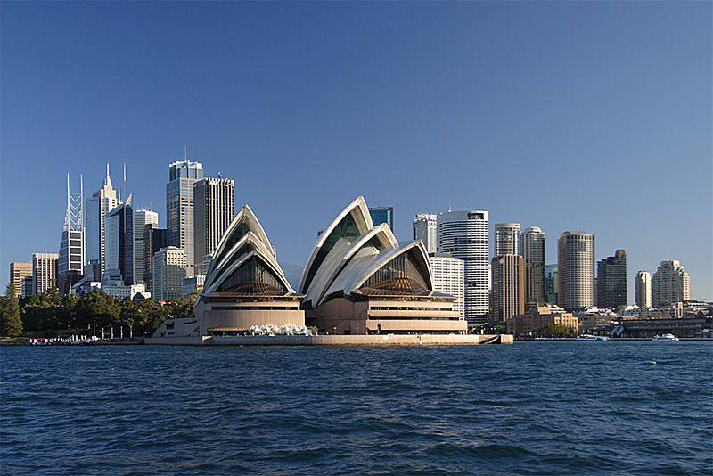 Fil:Sydney opera house and skyline.jpg
