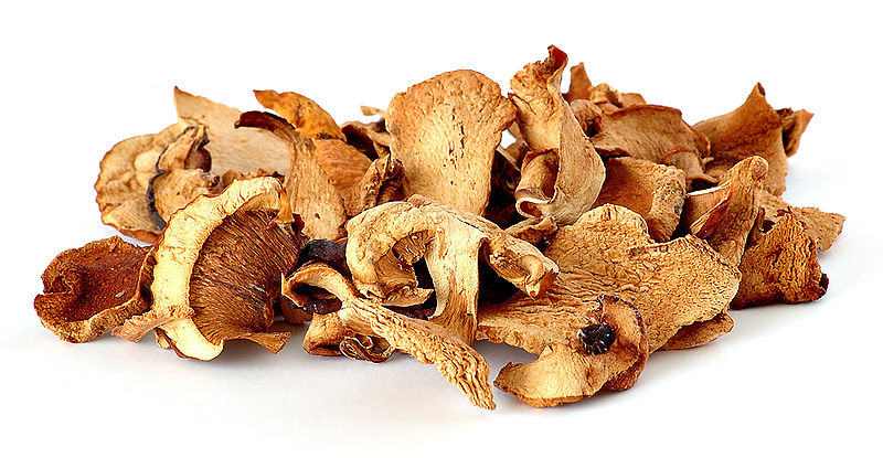 Fil:Dried mushrooms.jpg