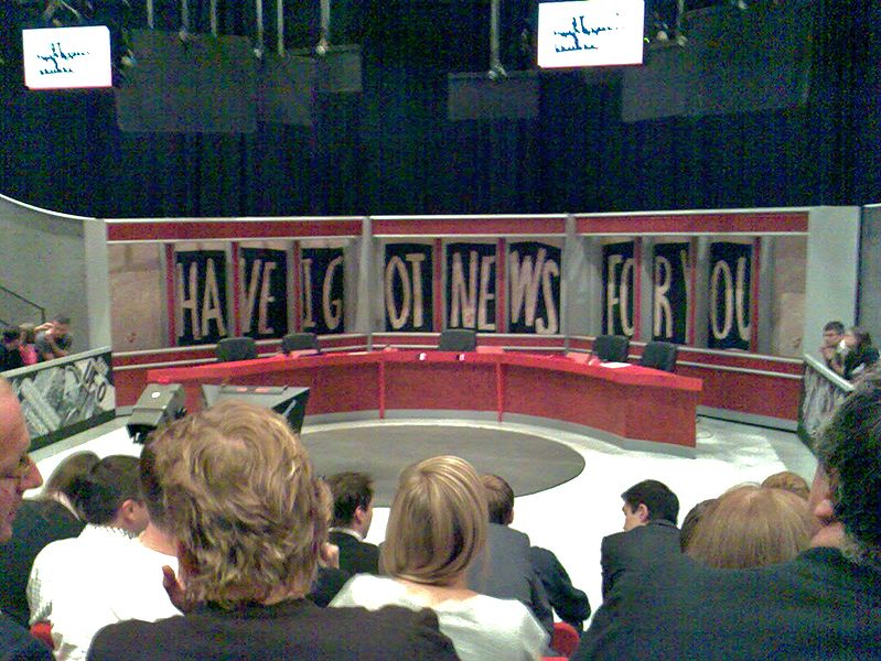 Fil:HIGNFY set empty.jpg