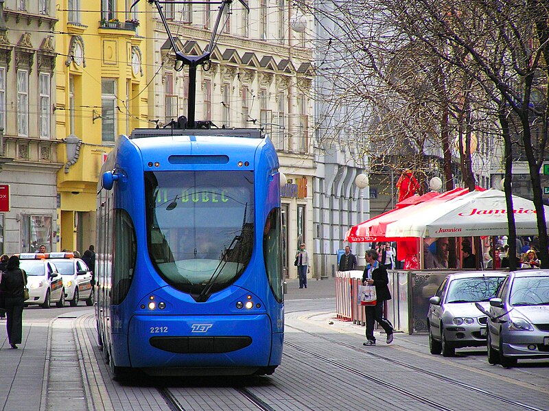 Fil:Zagreb tram (25).jpg