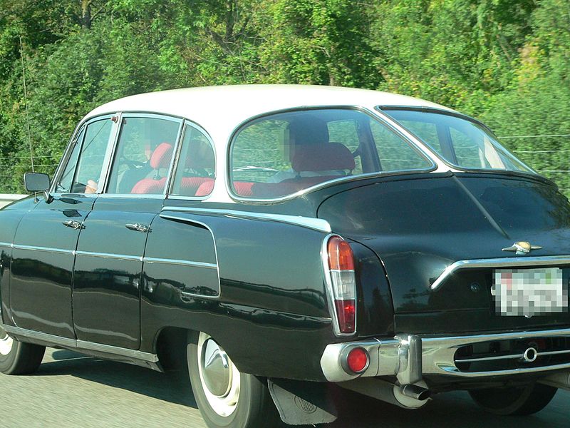 Fil:Tatra-603-p1010142.jpg