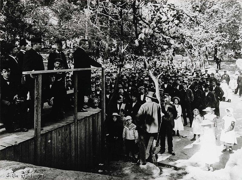 Fil:1905HjalmarBrantingsicklafolkpark.jpg