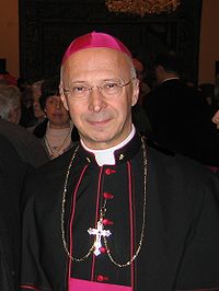 Bishop Angelo Bagnasco (2005).jpg