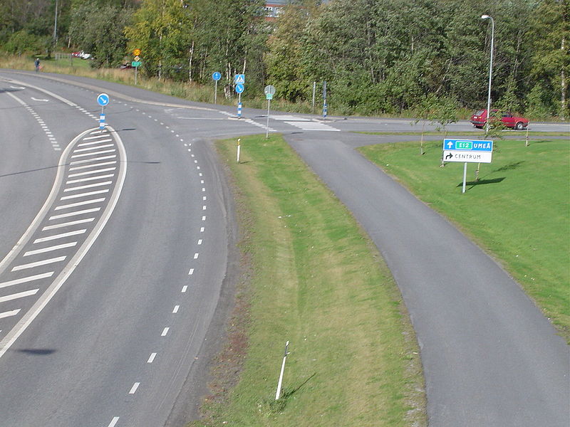 Fil:Umeå-Holmsund motorväg, Yogb21.JPG