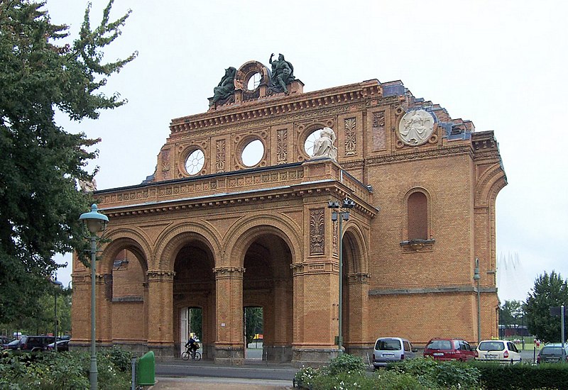 Fil:Anhalter Bahnhof 2005.jpg