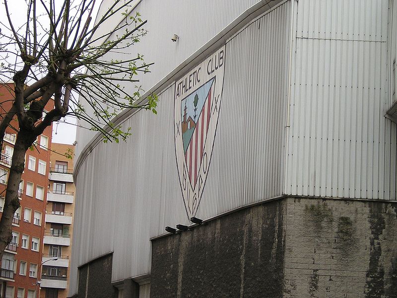 Fil:Atletico Bilbao Stadion.jpg