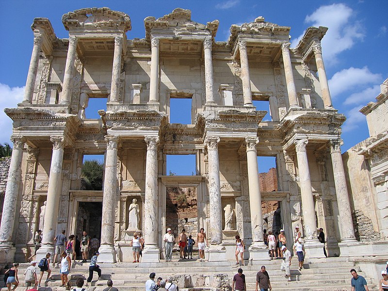 Fil:Celsus-Bibliothek2.jpg