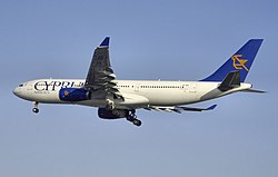 Airbus A330-200 från Cyprus Airways