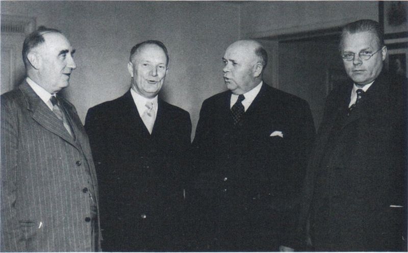 Fil:Members of Swedish cabinet Persson Hedlund Norup Nilson 1951.jpg