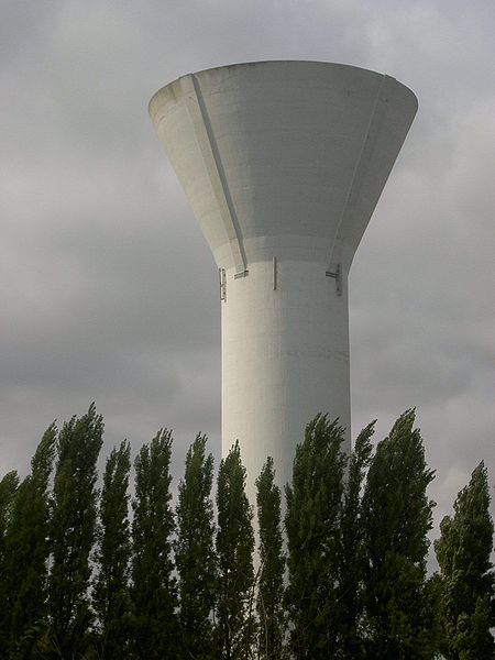 Fil:France water tower.jpg