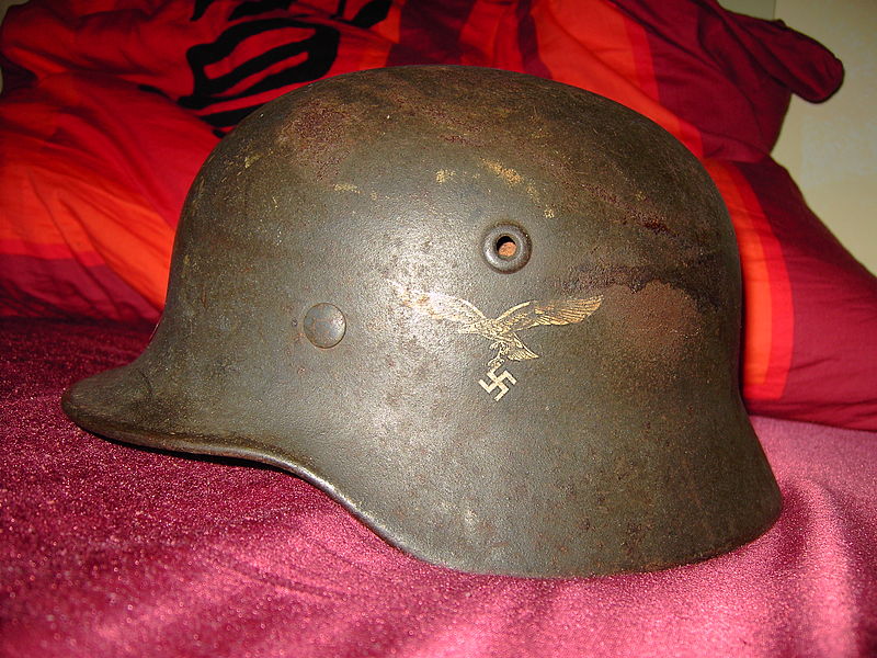 Fil:Helm wehrmacht 2wk.jpg