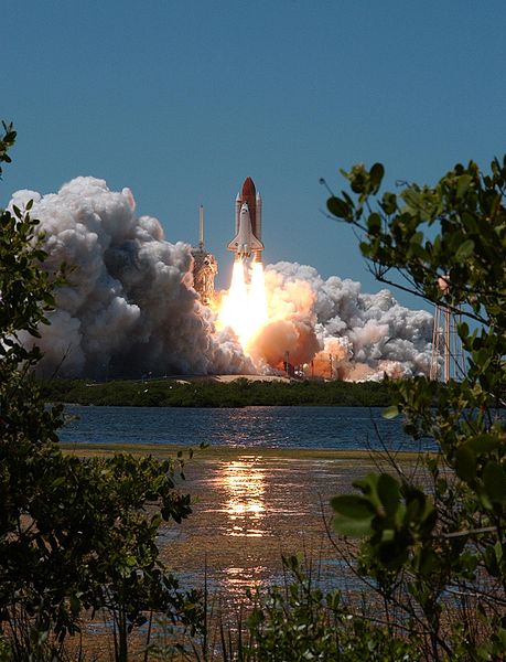 Fil:STS-121 Launch2.jpg