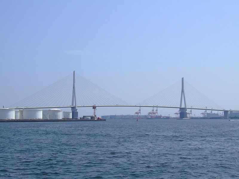 Fil:Tsurumi-tsubasa-bridge.jpg