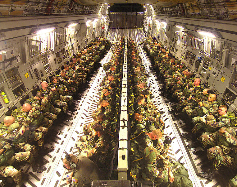 Fil:C-17 paratroopers.jpg