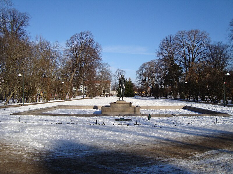 Fil:Hoglands park vintertid, Karlskrona.JPG
