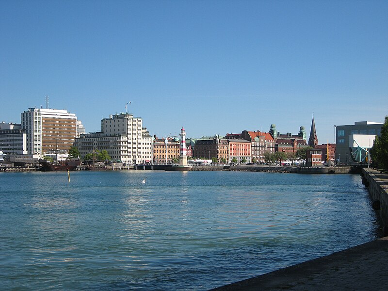 Fil:Malmö Inre hamnen.JPG