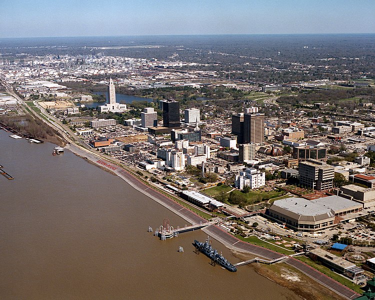 Fil:Baton Rouge Louisiana waterfront aerial view.jpg