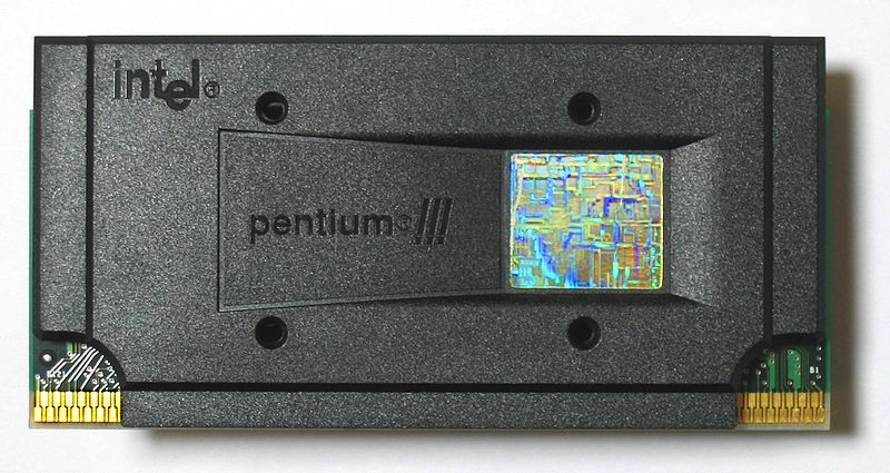 Fil:Intel Pentium III 733 MHz.jpg