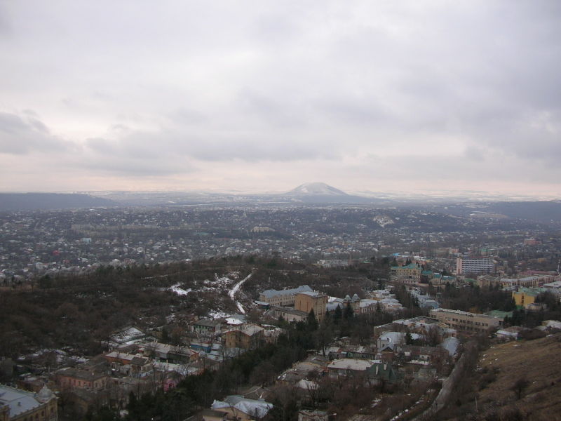 Fil:View of Pyatigorsk from Mt.Mashuk.JPG