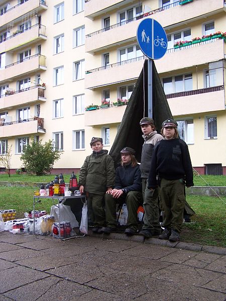 Fil:Wszystkich Swietych-2006-Ejdzej-07.jpg