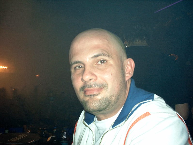 Fil:DJ Westbam - Electric-kingdom-2004-palazzo-62.jpg