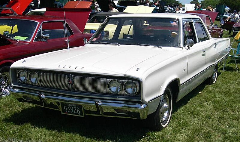 Fil:1966 Dodge Coronet.jpg
