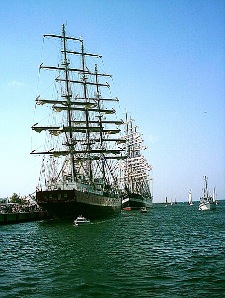 Fil:Hanse Sail 2004.jpg