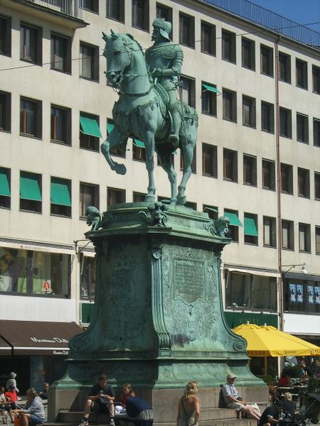 Fil:Karl IX-staty, Göteborg.jpg