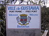 En skylt hälsar välkommen till Gustavia på franska, engelska och svenska. Gustavia är Saint-Barthélemys huvudort och uppkallades efter svenske kung Gustav III.