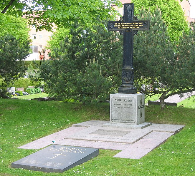 Fil:Sven Lidman grave.jpg